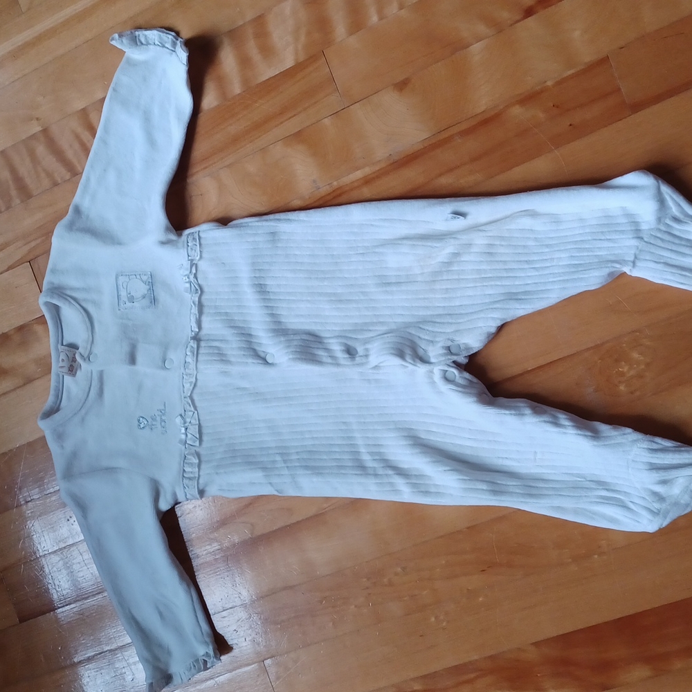 4/$20 Pajamas velour baby girl Size 6-9M